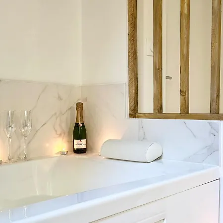 Apartment Le Etoile - Baignoire Balneo Et Sauna Privatif *